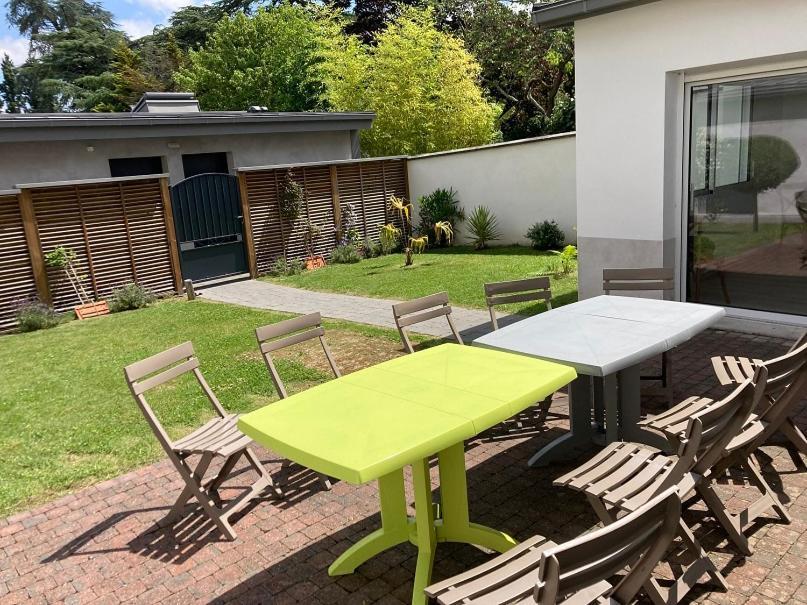 Resid'Spa Loire & Sevre Reze Exterior photo